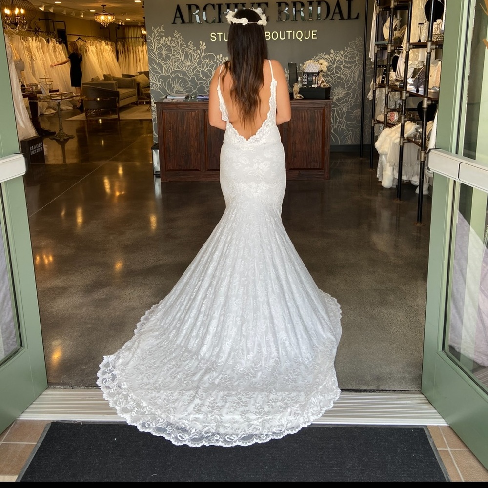Selling my wedding dress! Has not been worn.